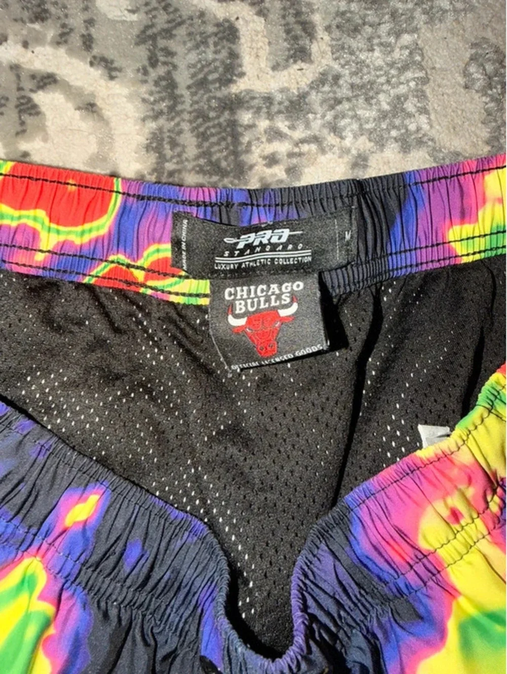 Chicago Bulls Pro Standard Thermal Heat Map Swim Shorts Men